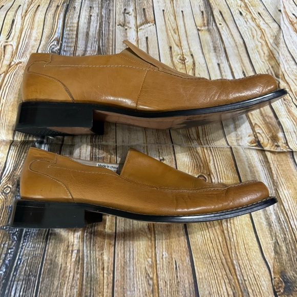 Giovanni Styles in Italy Men’s Size 12 Tan Leather square Toe Slip On Loafers - Picture 3 of 5